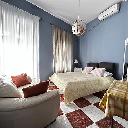 Santa Isabel Cost In Private House Sevilla