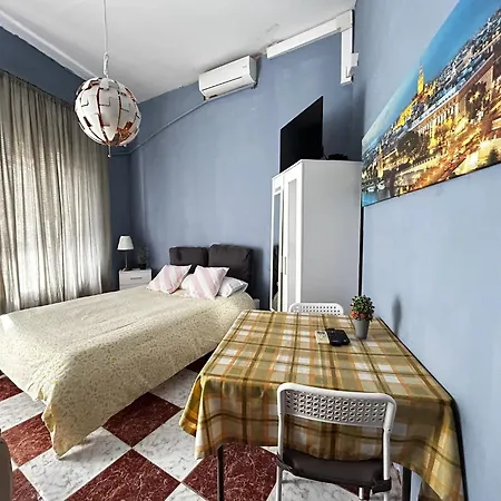 Santa Isabel Cost In Private House * Sevilla